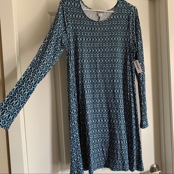 Long sleeve dress - Picture 1 of 6